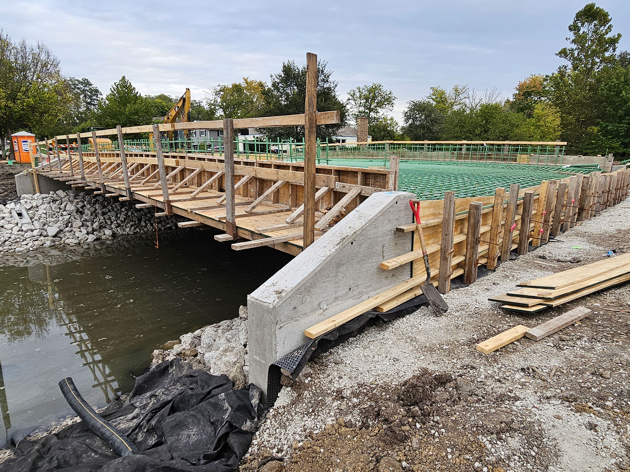 City of Wheaton | Scaffolding and forming installed